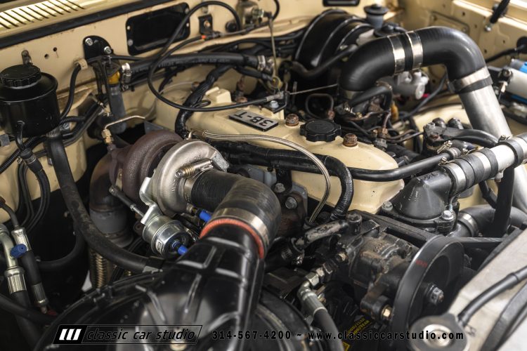 82_Toyota_Land_Cruiser_FJ60_2282-158