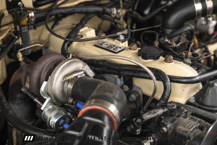 82_Toyota_Land_Cruiser_FJ60_2282-159