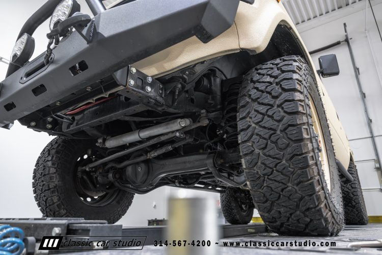 82_Toyota_Land_Cruiser_FJ60_2282-171