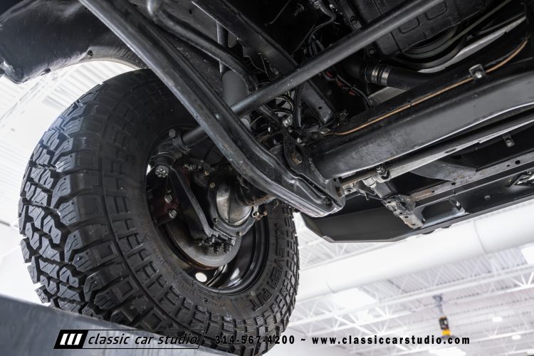 82_Toyota_Land_Cruiser_FJ60_2282-179