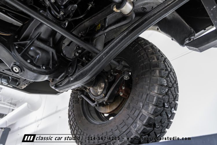 82_Toyota_Land_Cruiser_FJ60_2282-181
