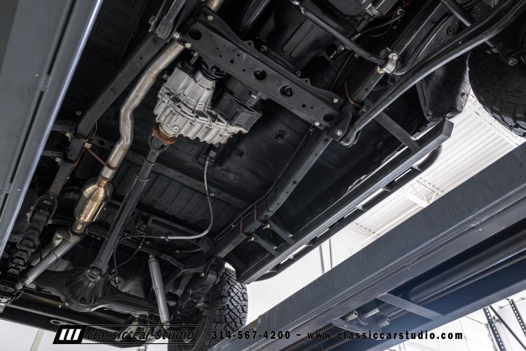 82_Toyota_Land_Cruiser_FJ60_2282-185