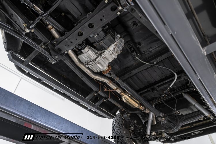 82_Toyota_Land_Cruiser_FJ60_2282-187