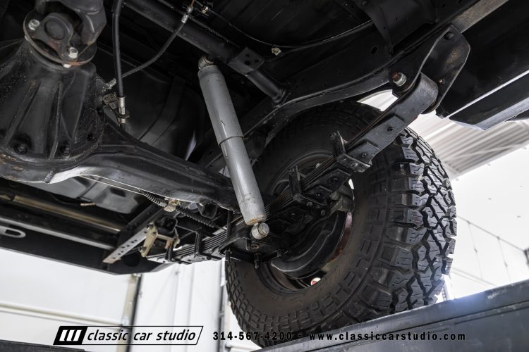 82_Toyota_Land_Cruiser_FJ60_2282-190