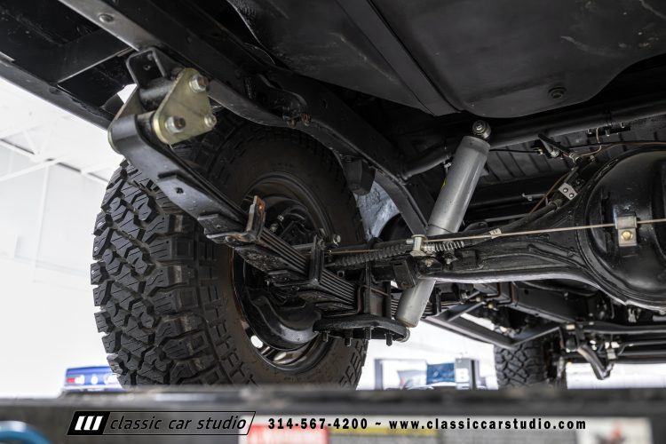82_Toyota_Land_Cruiser_FJ60_2282-191