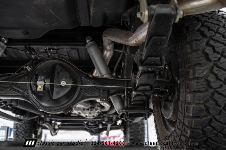 82_Toyota_Land_Cruiser_FJ60_2282-195