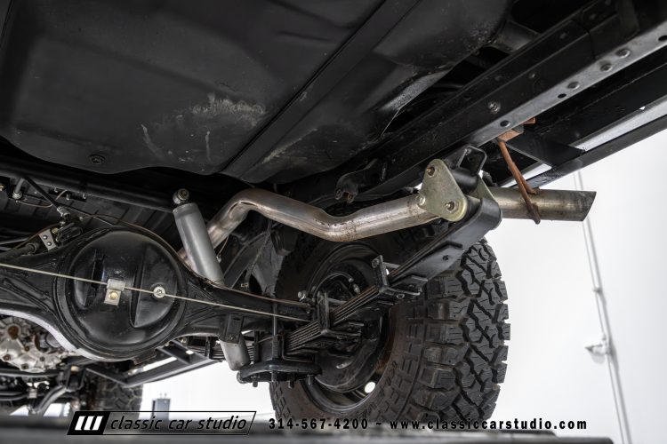 82_Toyota_Land_Cruiser_FJ60_2282-196