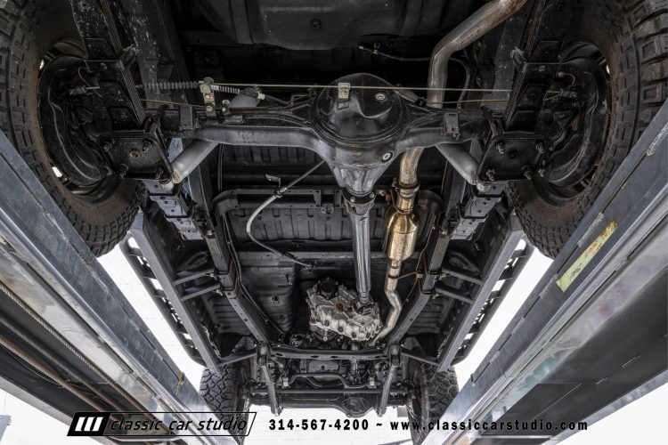 82_Toyota_Land_Cruiser_FJ60_2282-200