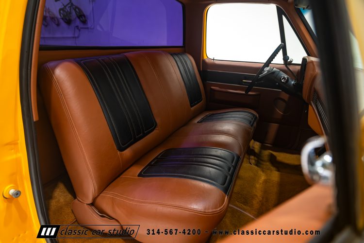 87_Chevrolet_C10_2265-105