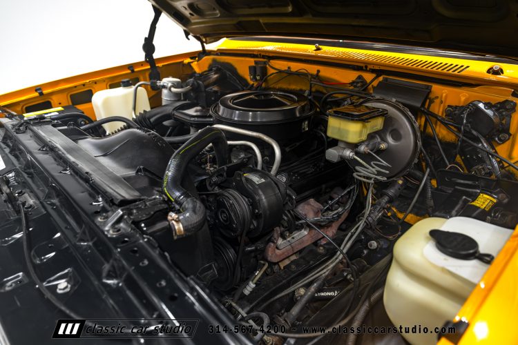 87_Chevrolet_C10_2265-114