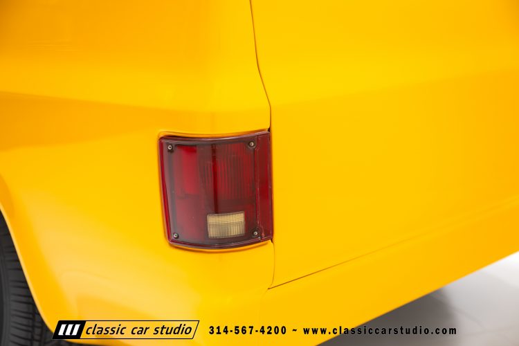 87_Chevrolet_C10_2265-40