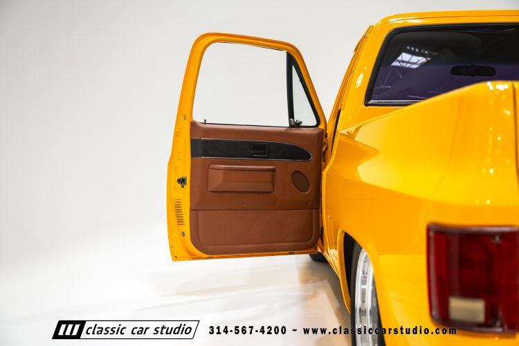 87_Chevrolet_C10_2265-81