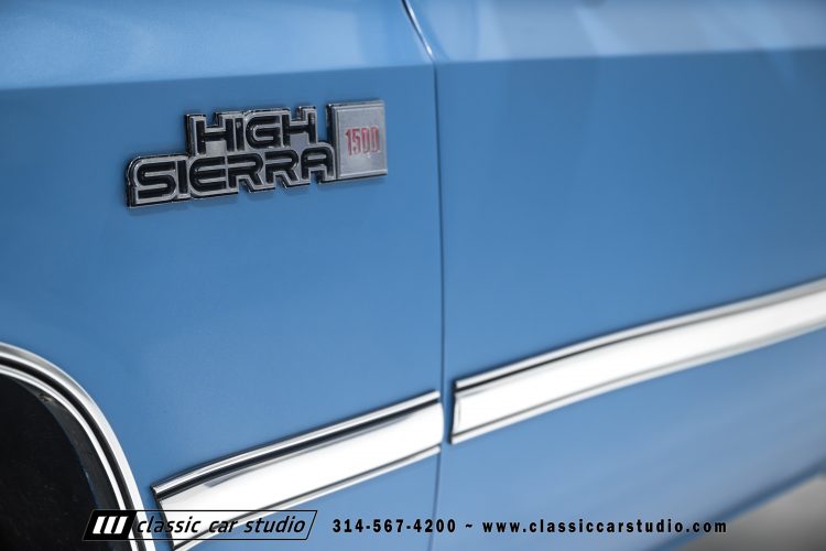 87_GMC_High_Sierra_2280-21
