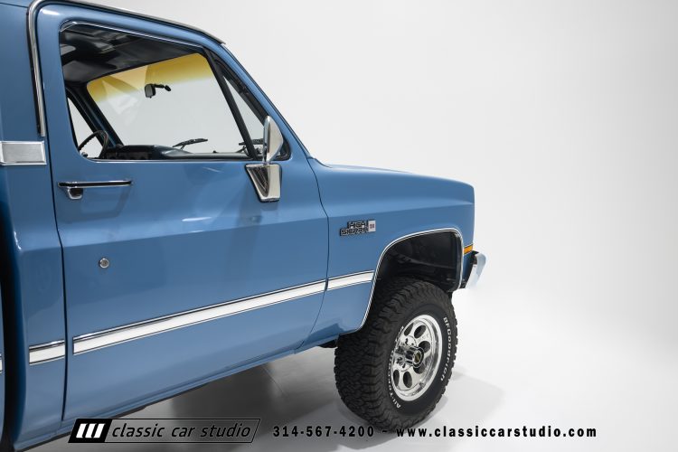 87_GMC_High_Sierra_2280-55