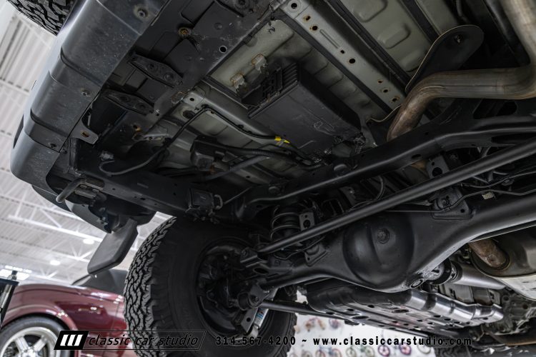 2014_Toyota_FJ_Cruiser_01_2284-160