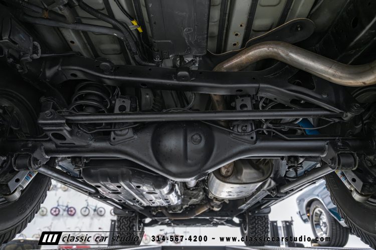 2014_Toyota_FJ_Cruiser_01_2284-161