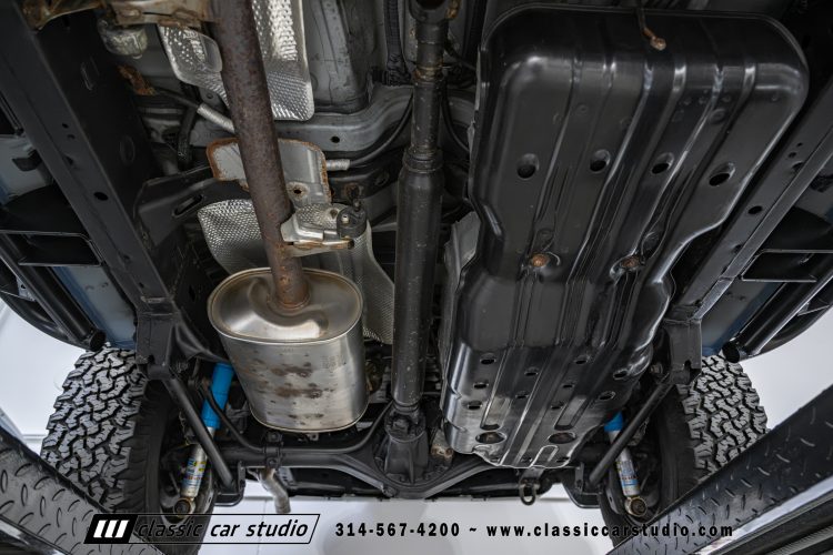 2014_Toyota_FJ_Cruiser_2284-144