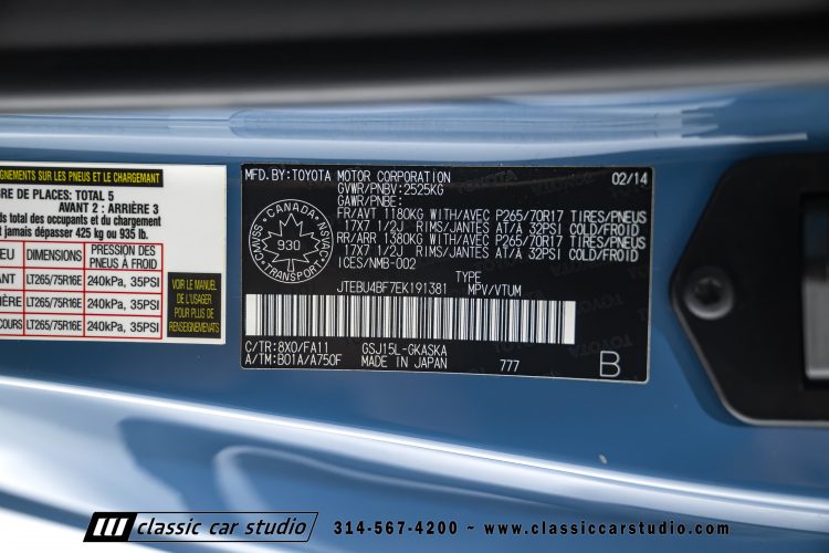 2014_Toyota_FJ_Cruiser_2284-90