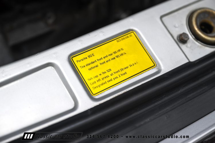 76_Porsche_912E_2287-116