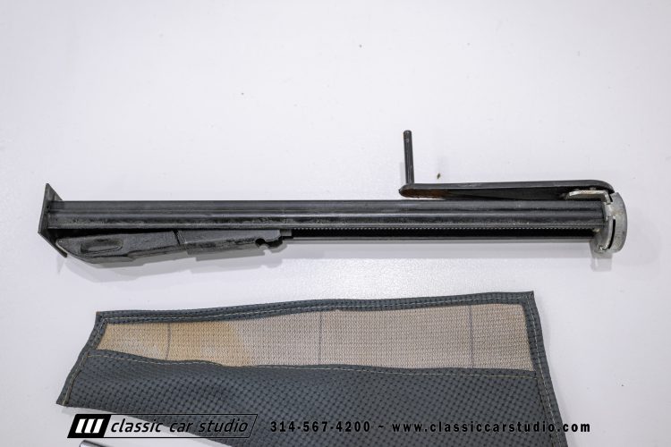 76_Porsche_912E_2287-210