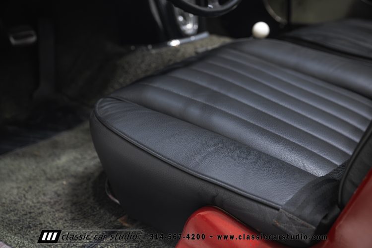 60_Chevrolet_Corvette_2289-110