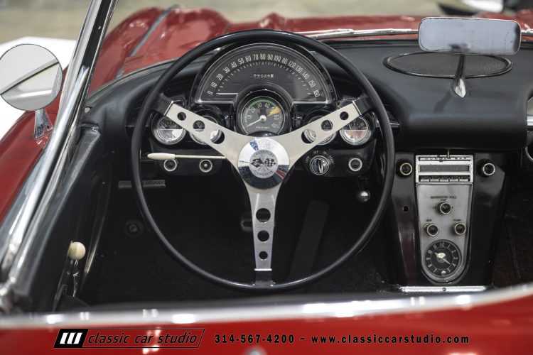 60_Chevrolet_Corvette_2289-132