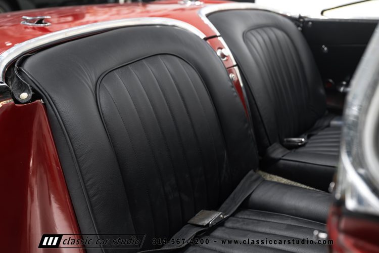 60_Chevrolet_Corvette_2289-139
