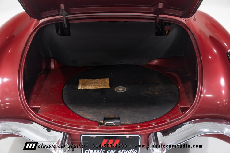 60_Chevrolet_Corvette_2289-156