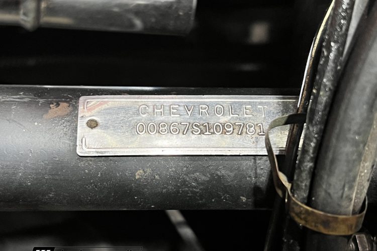 60_Chevrolet_Corvette_2289-162