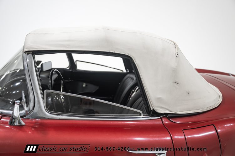 60_Chevrolet_Corvette_2289-17