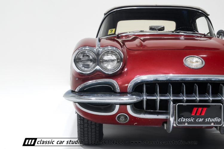 60_Chevrolet_Corvette_2289-4