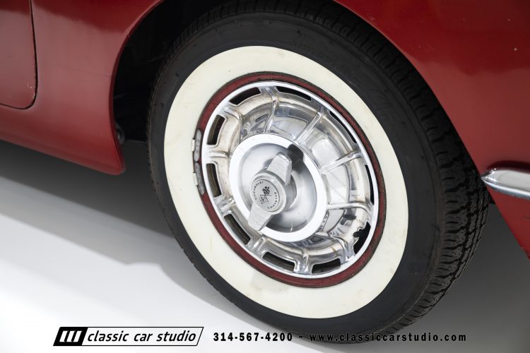60_Chevrolet_Corvette_2289-57