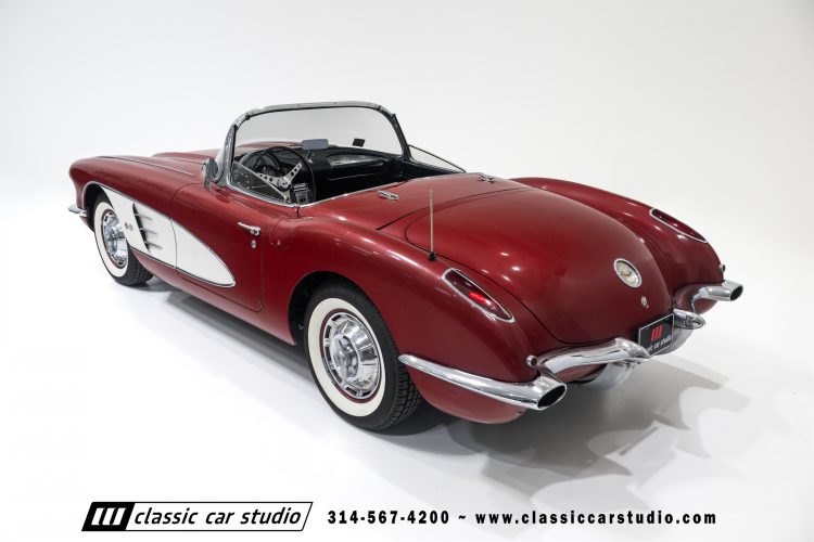 60_Chevrolet_Corvette_2289-66