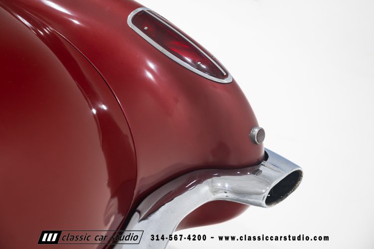 60_Chevrolet_Corvette_2289-68