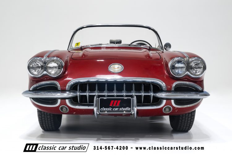 60_Chevrolet_Corvette_2289-7