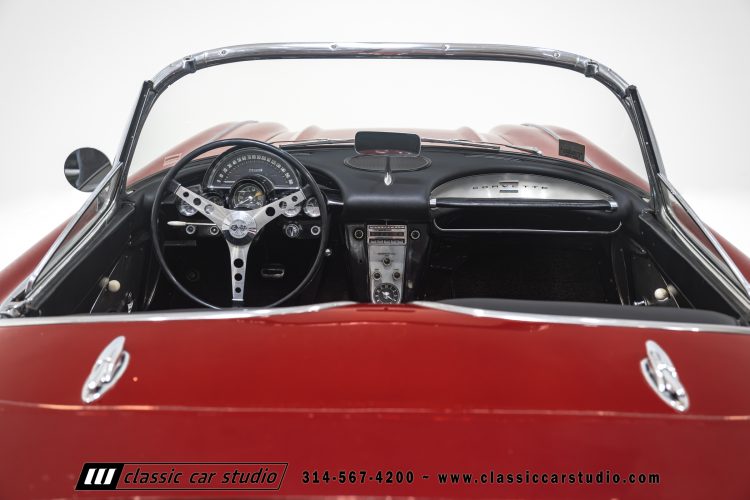60_Chevrolet_Corvette_2289-71