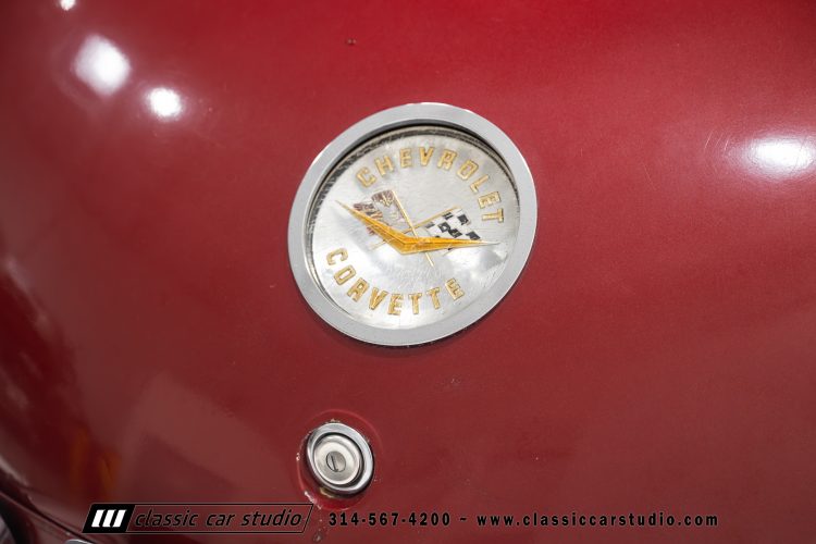 60_Chevrolet_Corvette_2289-75