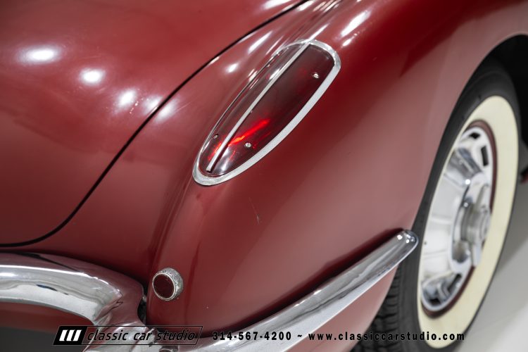 60_Chevrolet_Corvette_2289-80