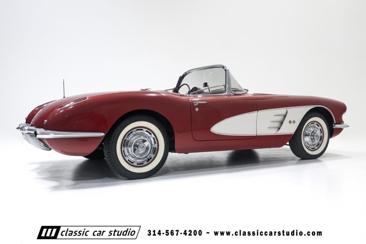 60_Chevrolet_Corvette_2289-82