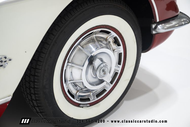 60_Chevrolet_Corvette_2289-92