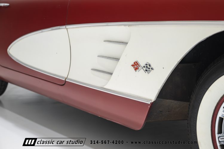60_Chevrolet_Corvette_2289-97