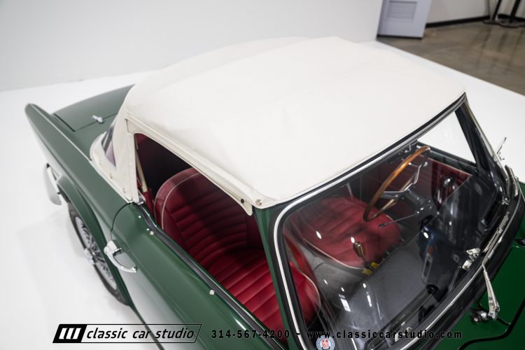62_Triumph_TR-4_2288-13
