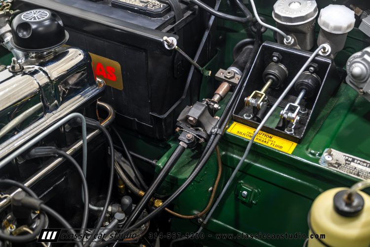 62_Triumph_TR-4_2288-131