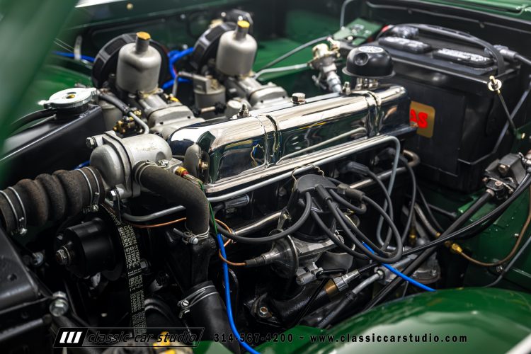 62_Triumph_TR-4_2288-133