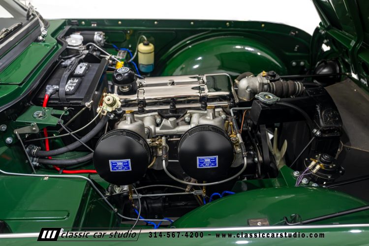 62_Triumph_TR-4_2288-135