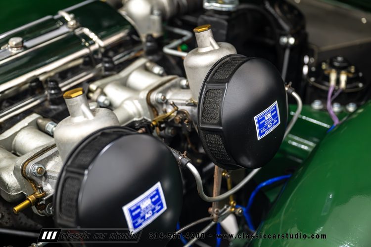 62_Triumph_TR-4_2288-137