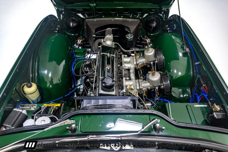 62_Triumph_TR-4_2288-140