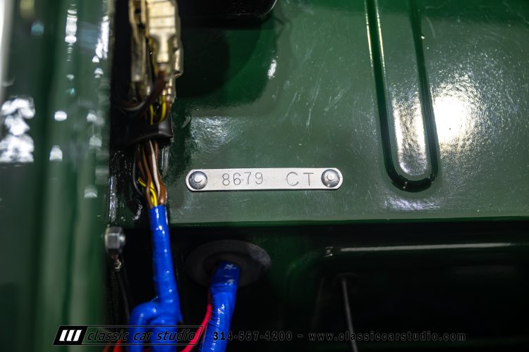 62_Triumph_TR-4_2288-141