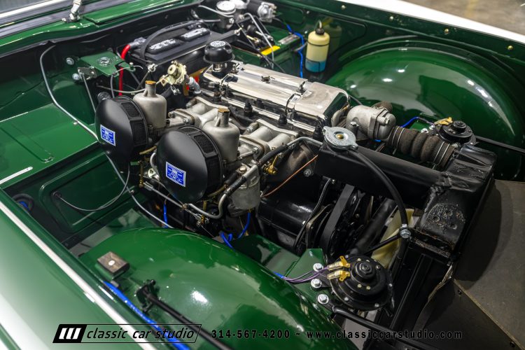 62_Triumph_TR-4_2288-142