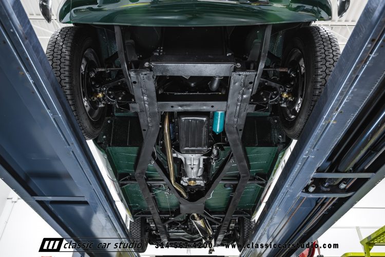 62_Triumph_TR-4_2288-150